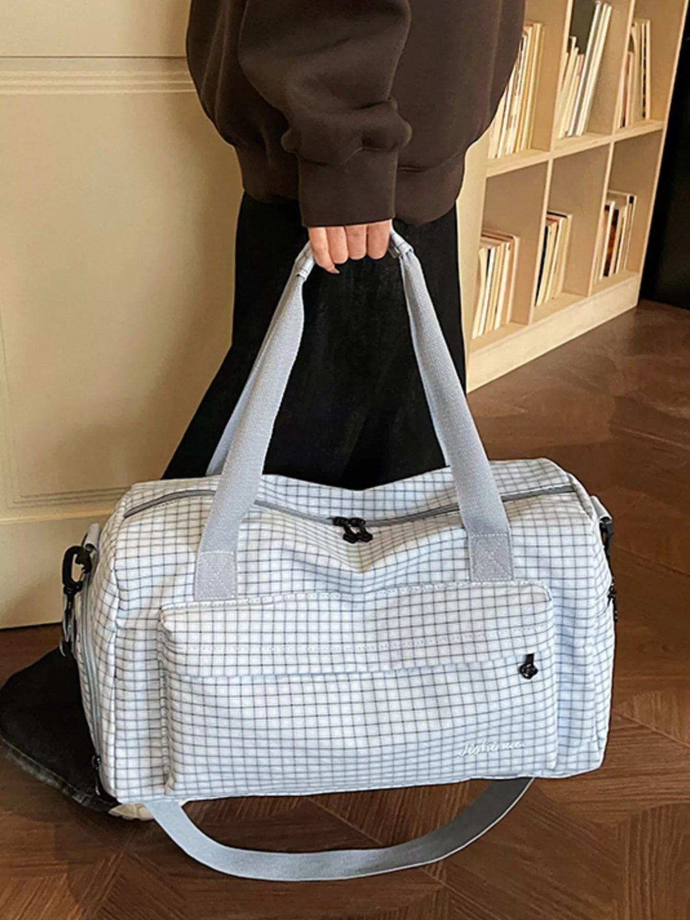 Lightweight Plaid Travel Bag