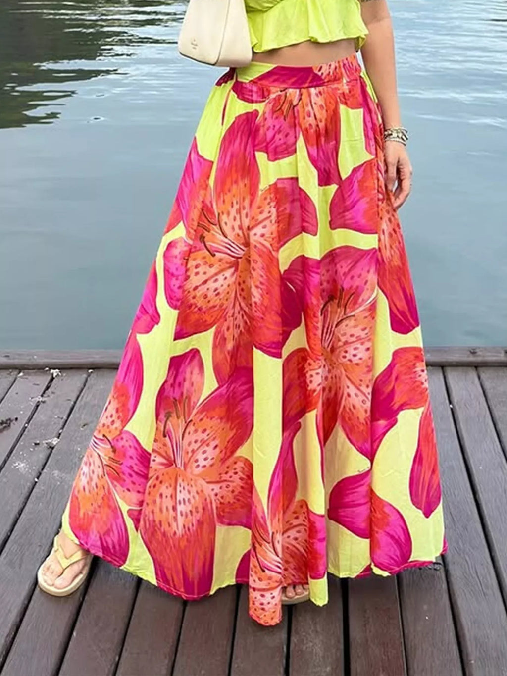 Floral Print Flowy Maxi Skirt