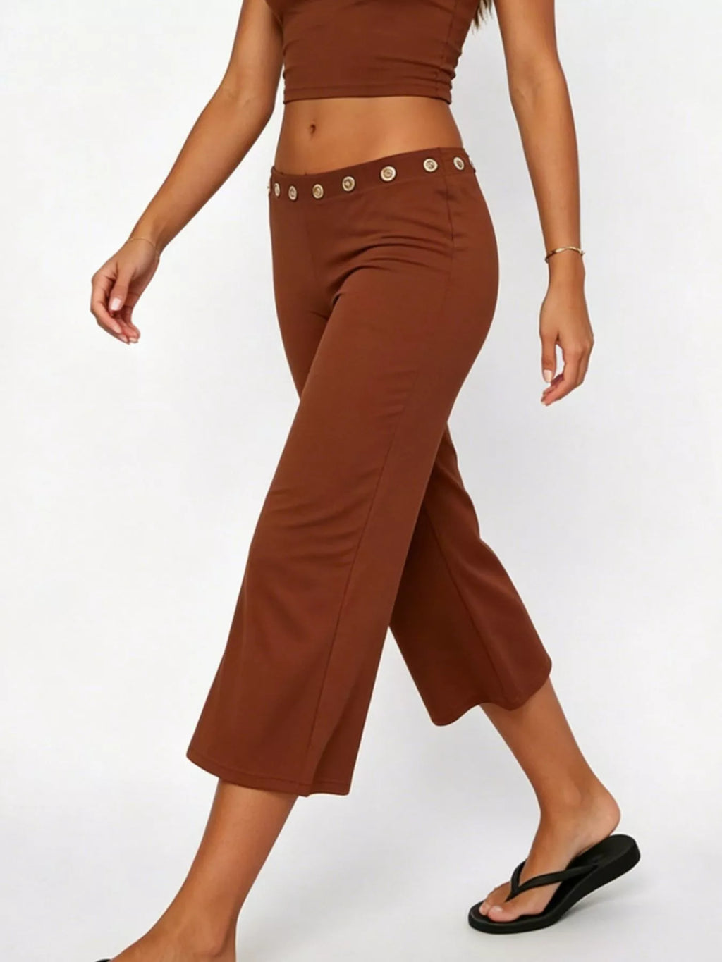 Mid Rise Capris Pants