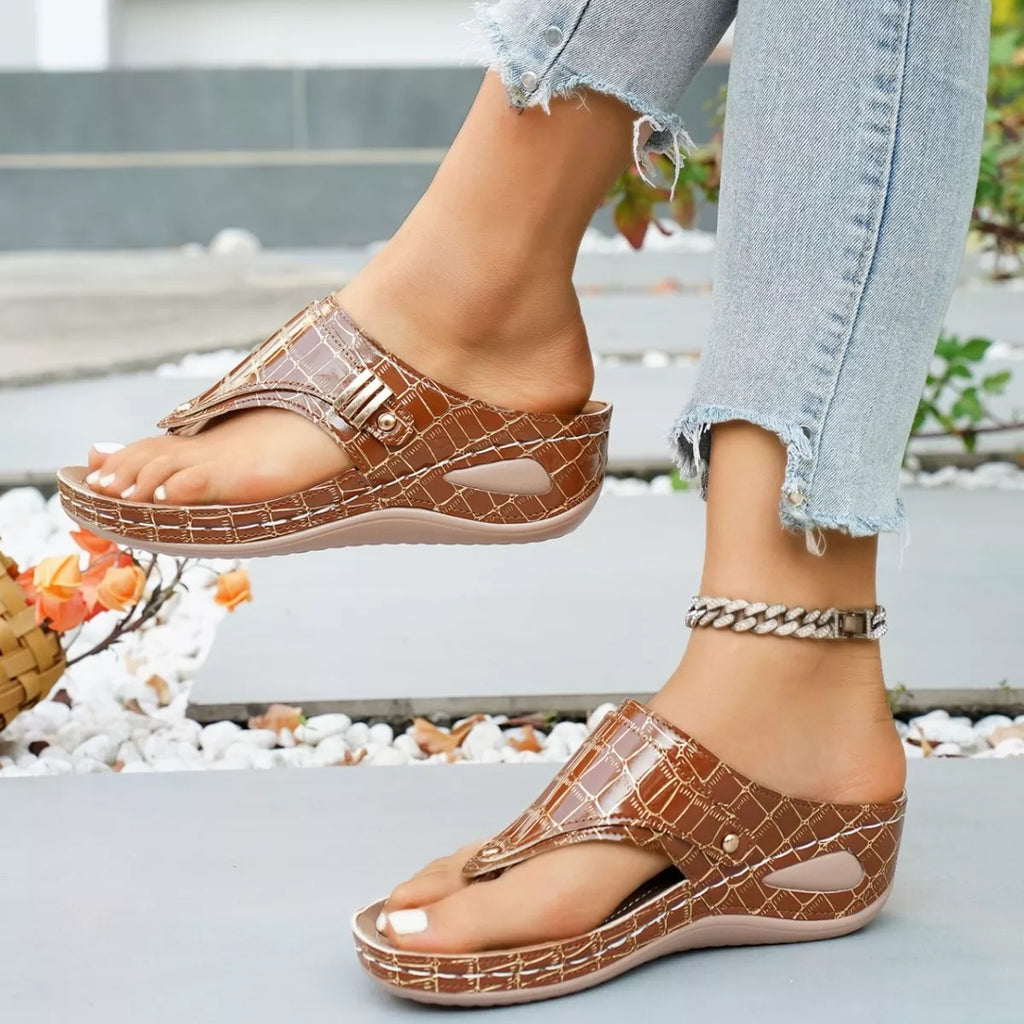 Toe Post Wedge Sandals