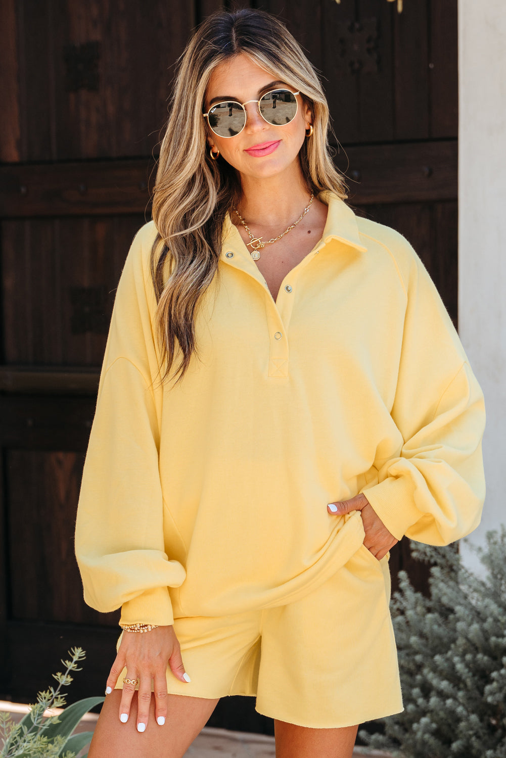 Solid Buttoned Collar Pullover & Shorts Set
