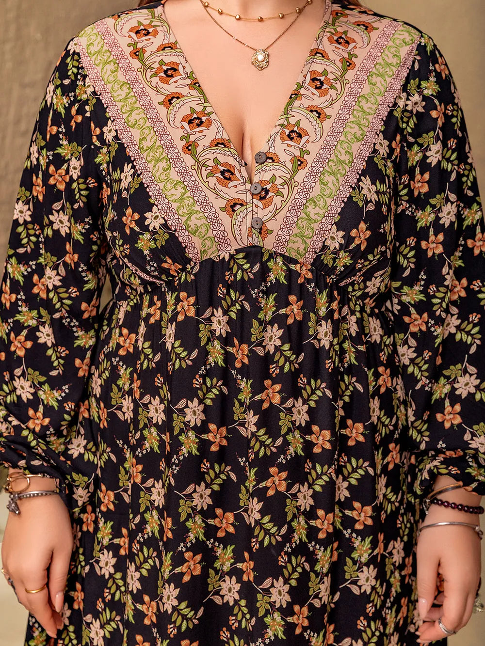 Plus Size Floral V-Neck Balloon Sleeve Dress