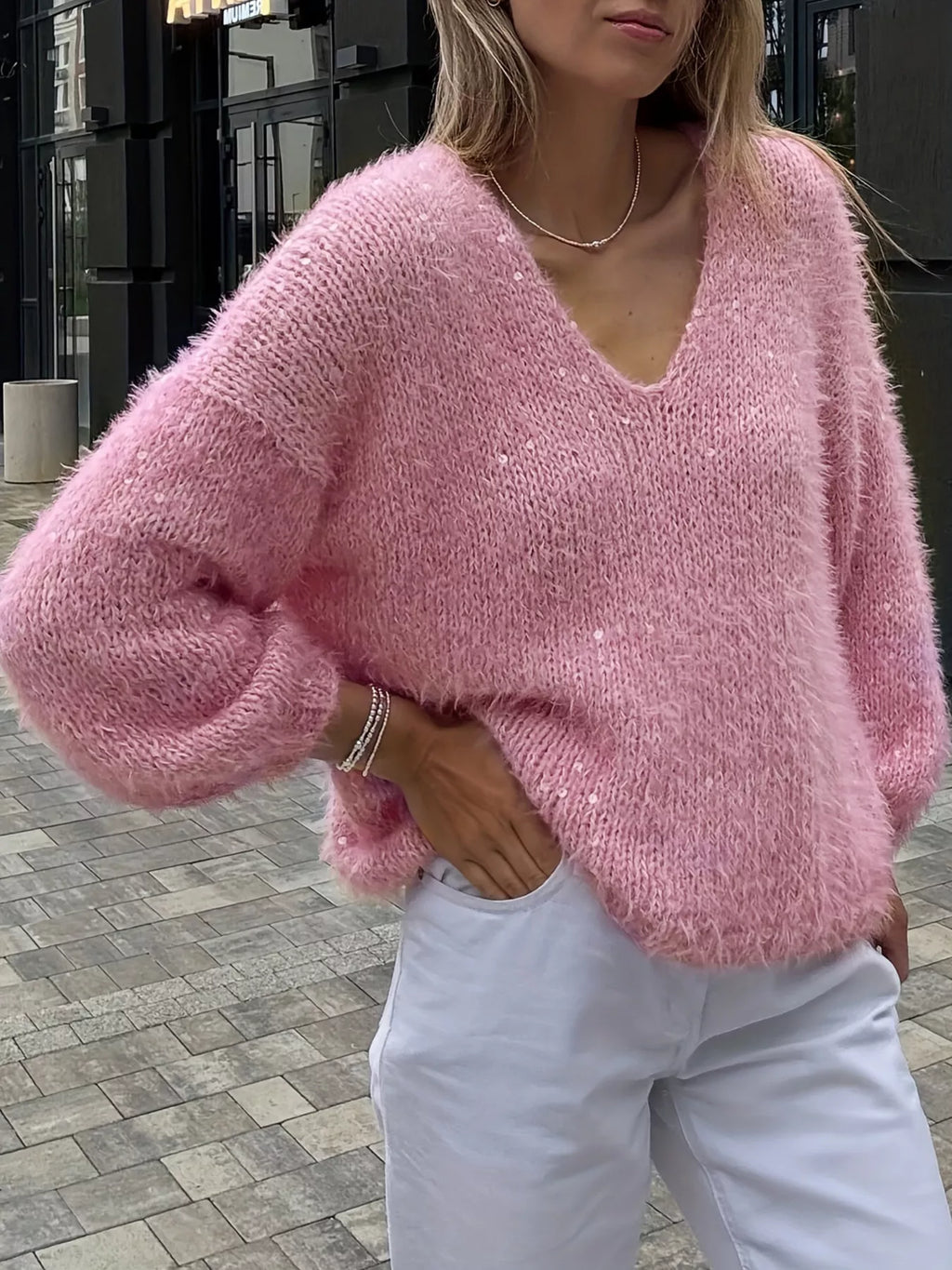 Sqeuin Fuzzy V-Neck Knit Top