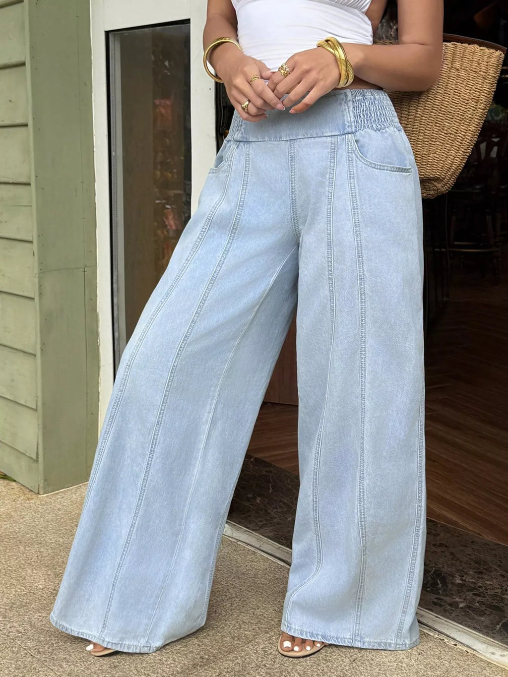 Washed Wide Leg Jeans