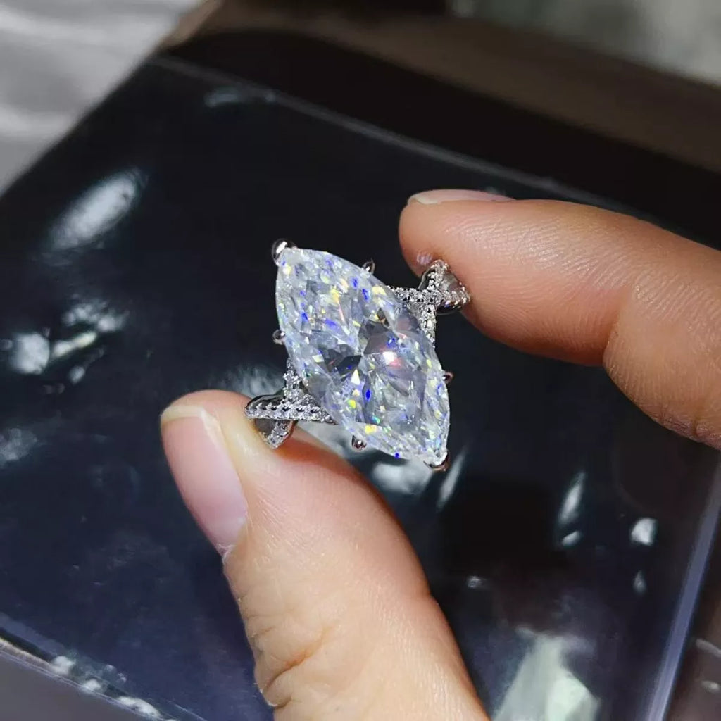 10 Carat Moissanite 925 Sterling Silver Ring