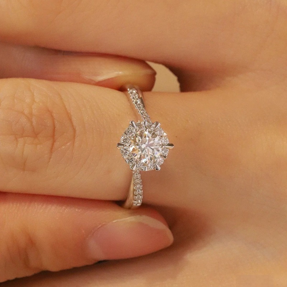 1 Carat Moissanite 925 Sterling Silver Ring
