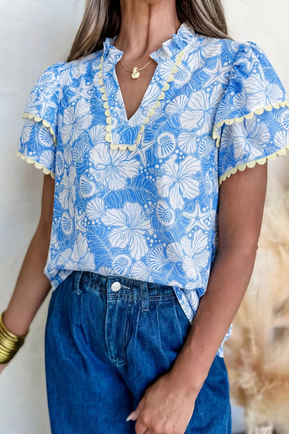 Floral Print Scalloped Trim V Neck Short Sleeve Blouse