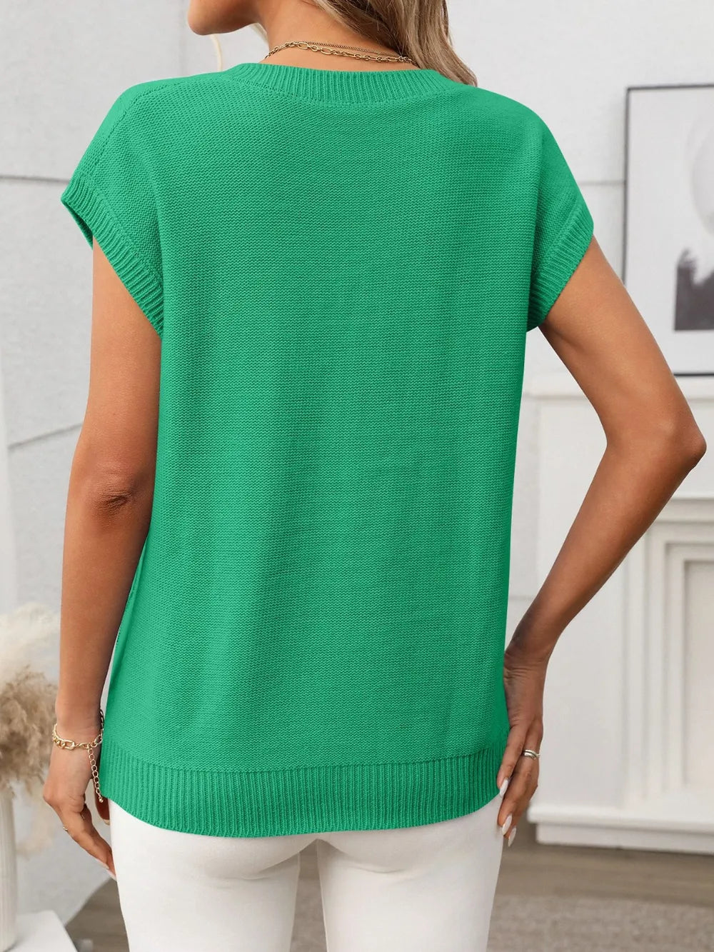 Cable-Knit V-Neck Short Sleeve Knit Top