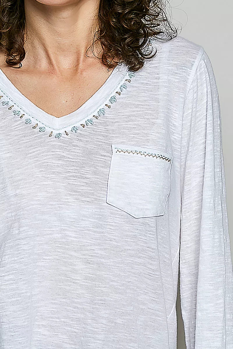 POL Contrast Hand-Stitch V-Neck Lightweight Knit Long Sleeve Top