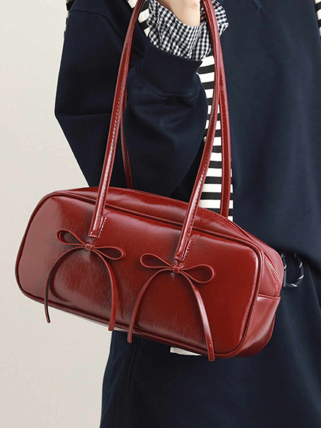Bow Decor Shoulder Bag