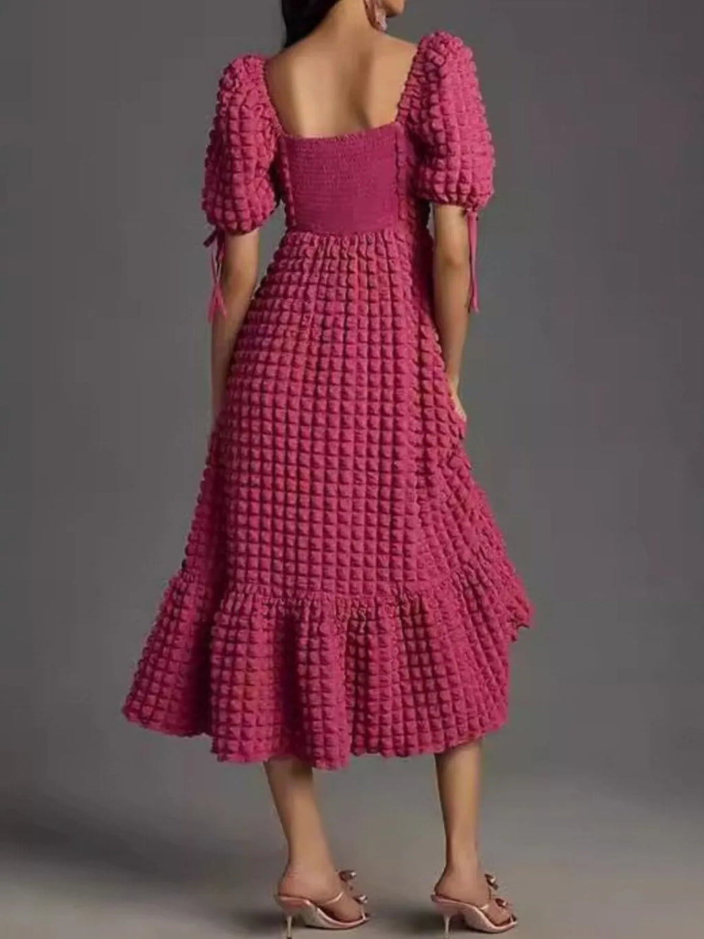 Textured Sweetheart Neck Short Sleeve Dress