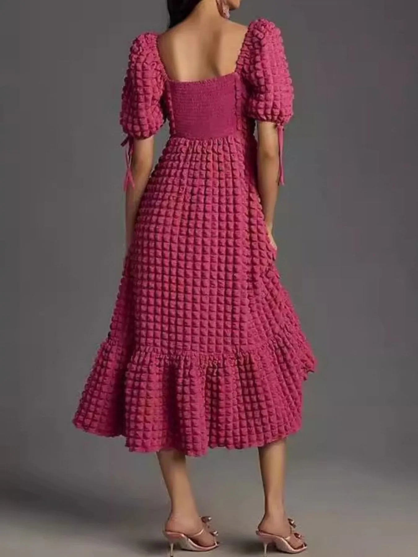 Textured Sweetheart Neck Short Sleeve Dress