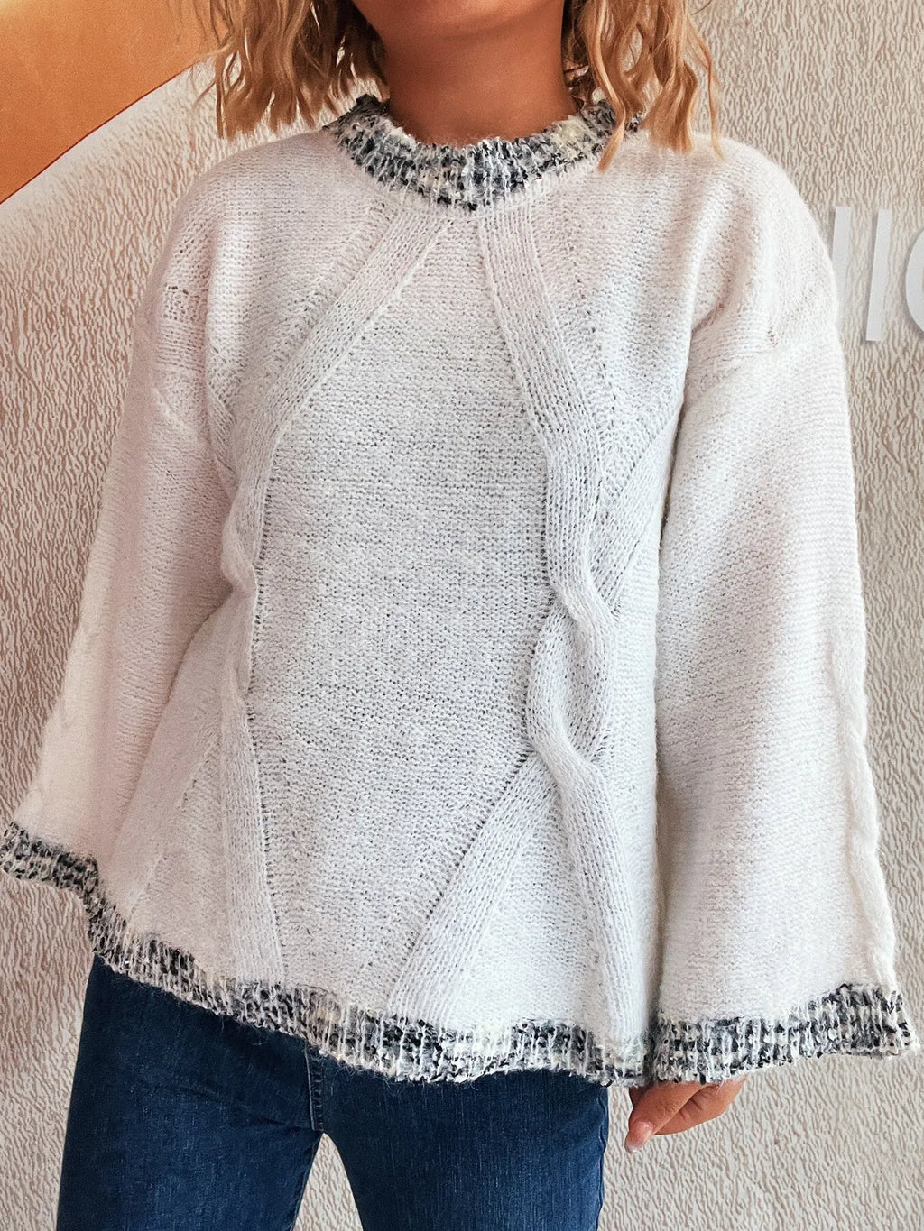 Contrast Trim Detail Round Neck Sweater