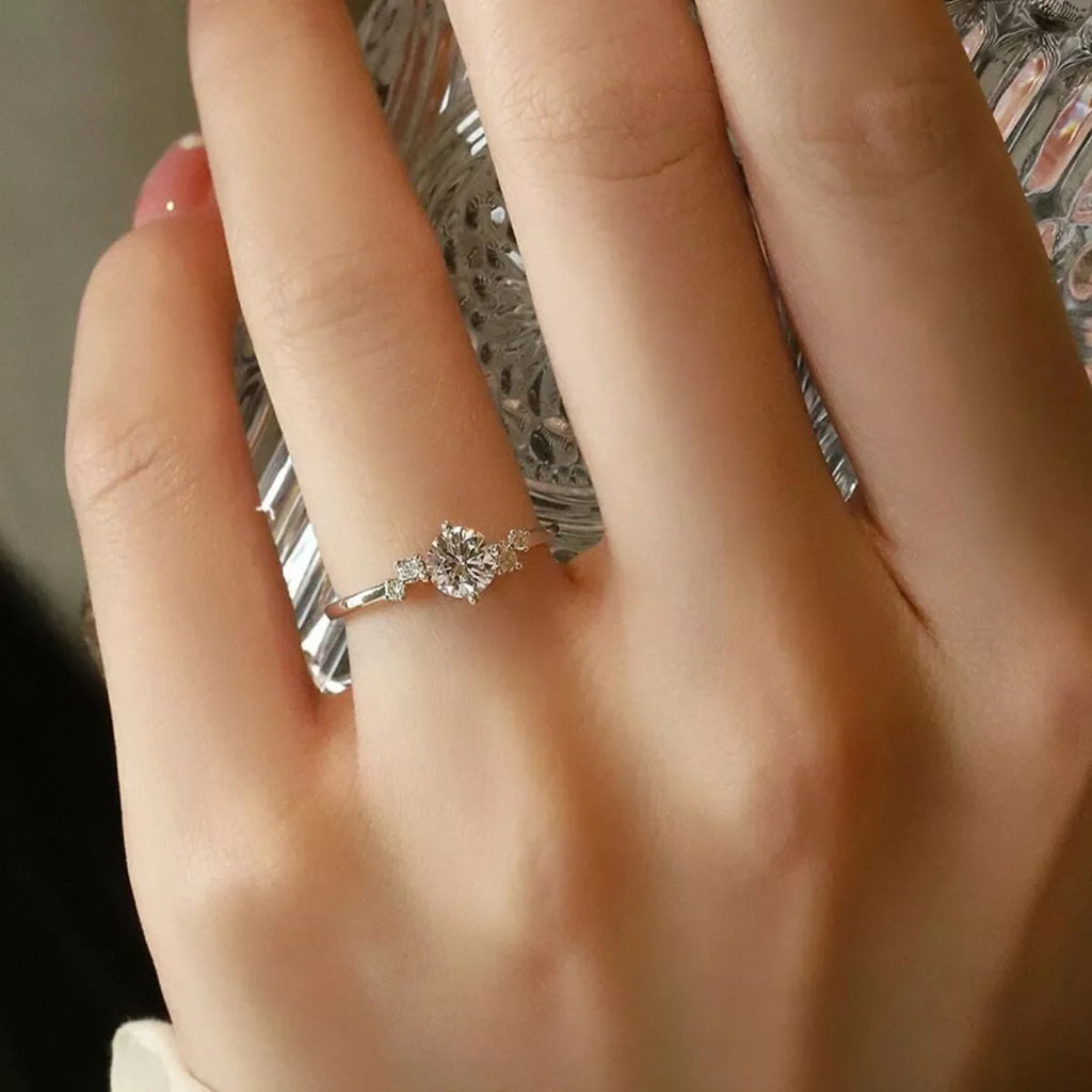 1 Carat Moissanite 925 Sterling Silver Ring