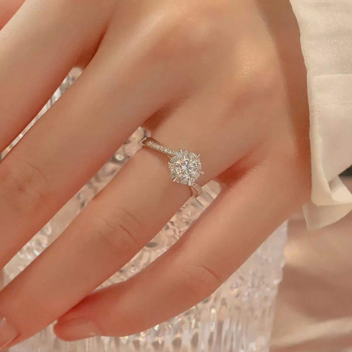 2 Carat Moissanite 925 Sterling Silver Ring