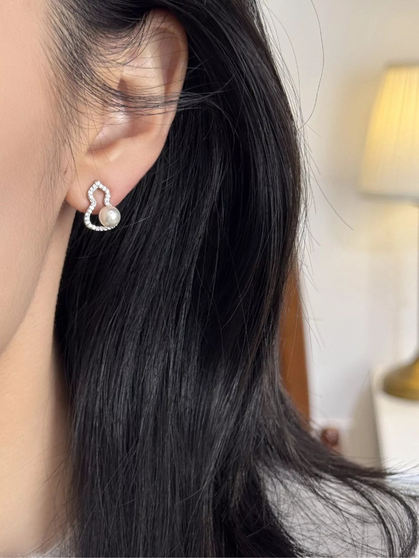 Pearl Gourd Stud Earrings
