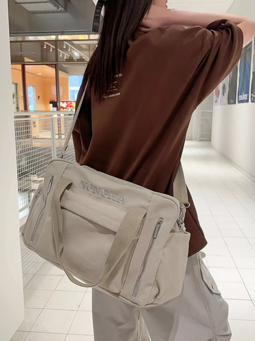 Canvas Multiple Pockets Travel Bag