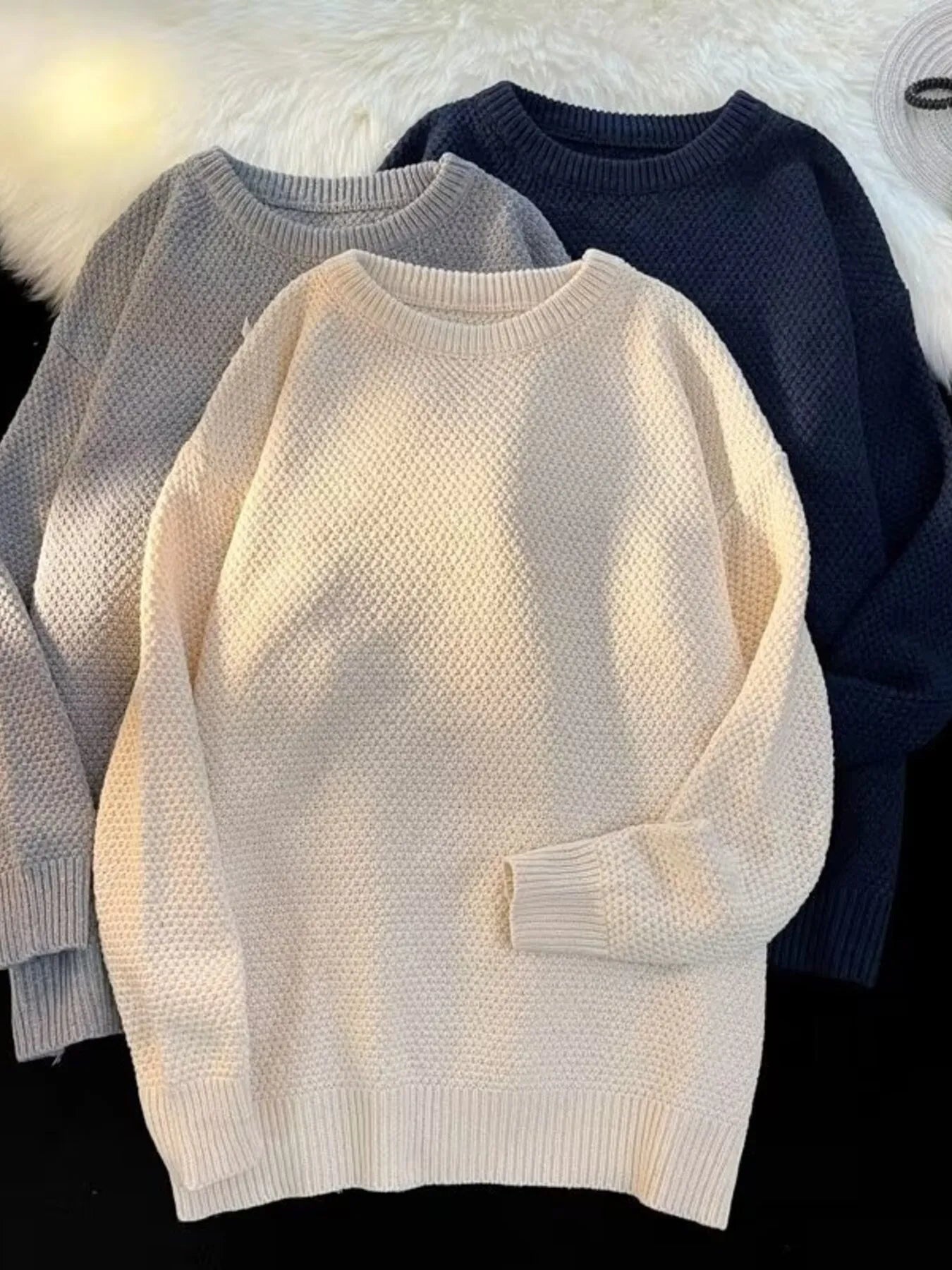 Men's Textured Knit Relaxed Fit Sweater
