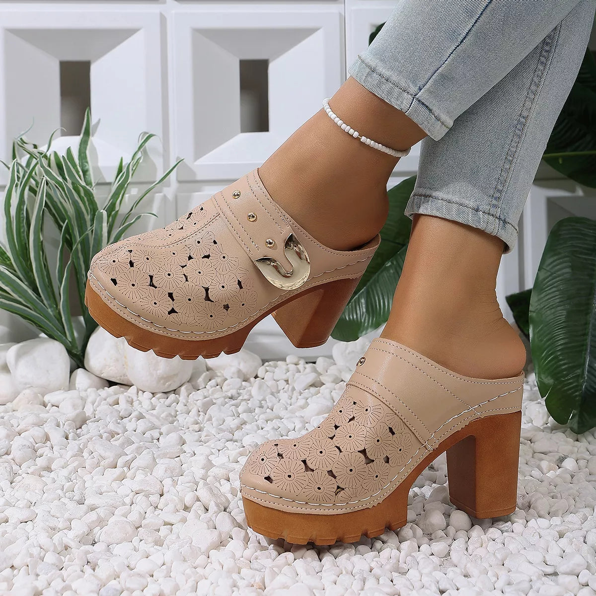 Round Toe Block Heels Sandals