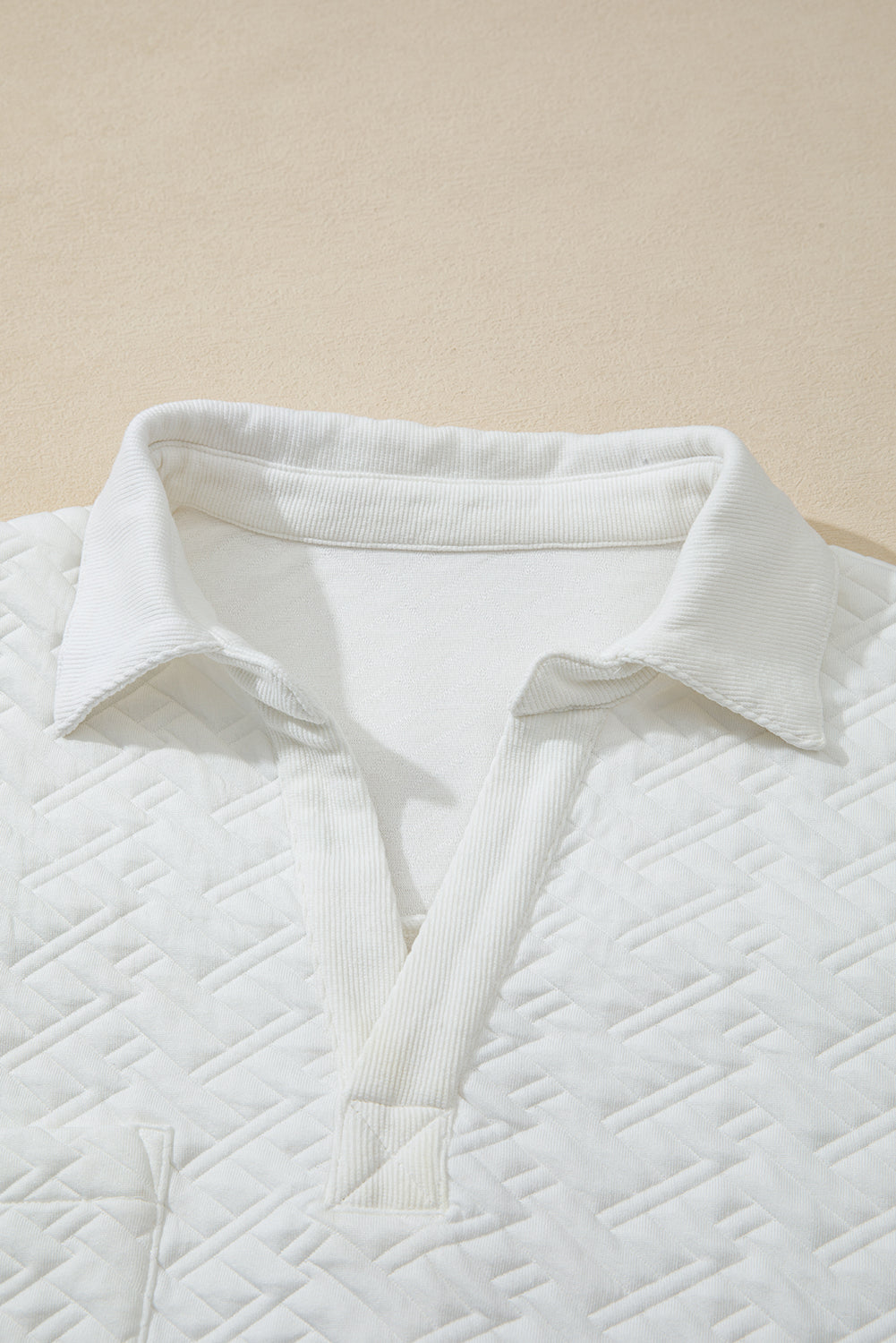 Textured Knit Collared V-Neck Pullover Sweatshirt
