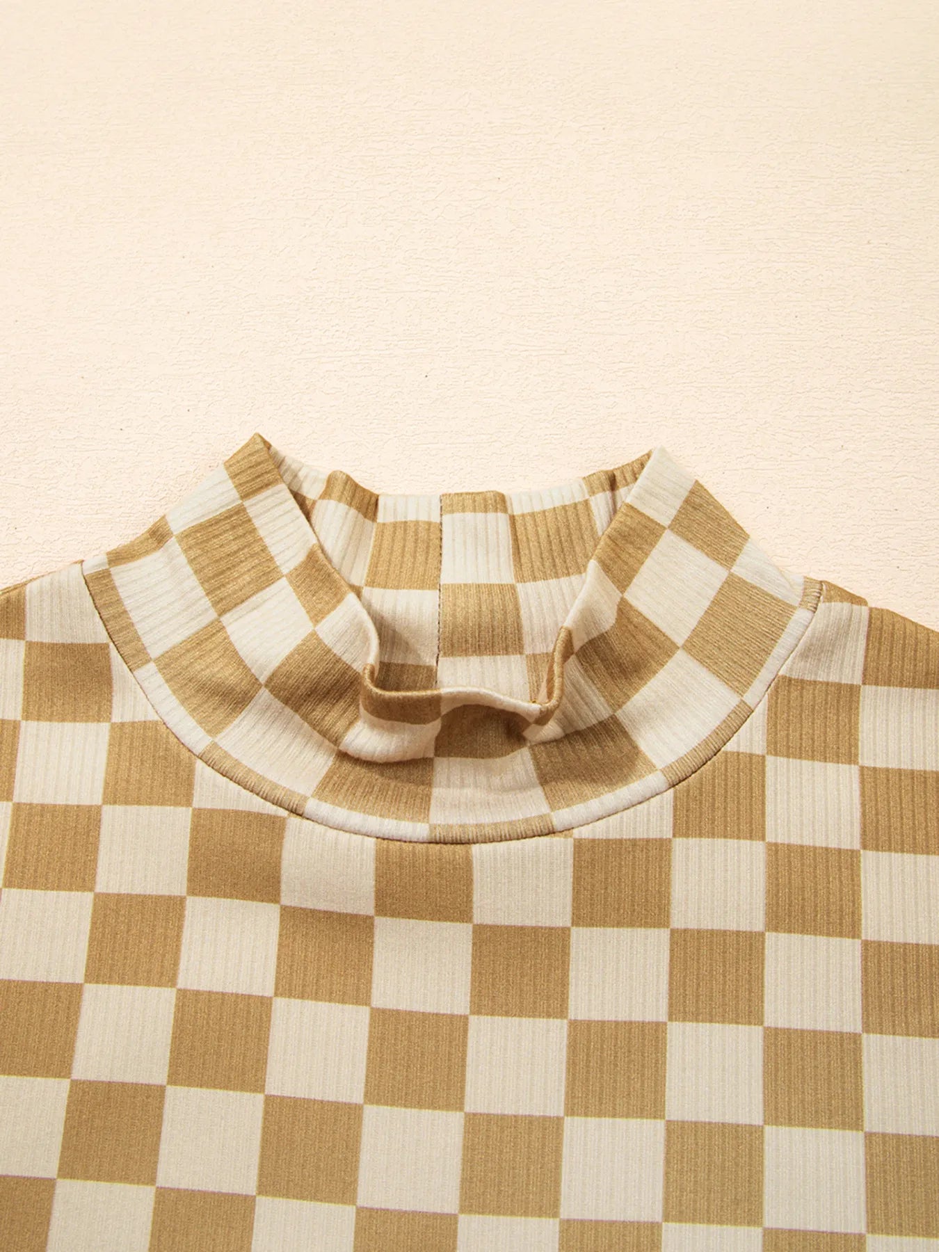 Check Pattern Turtleneck Slim Long Sleeve Tee