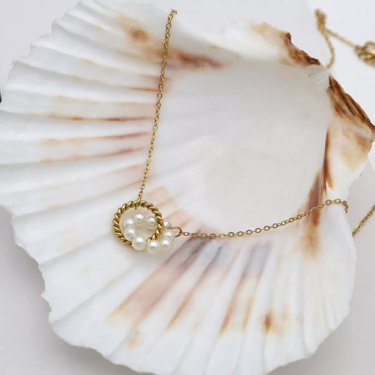 18K Gold-Plated Pearl Twisted Pendant Necklace