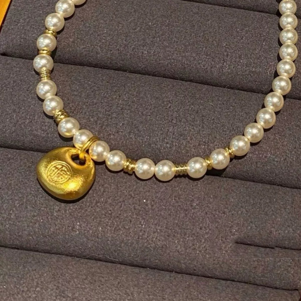 Pearl Necklace with Golden Pendant