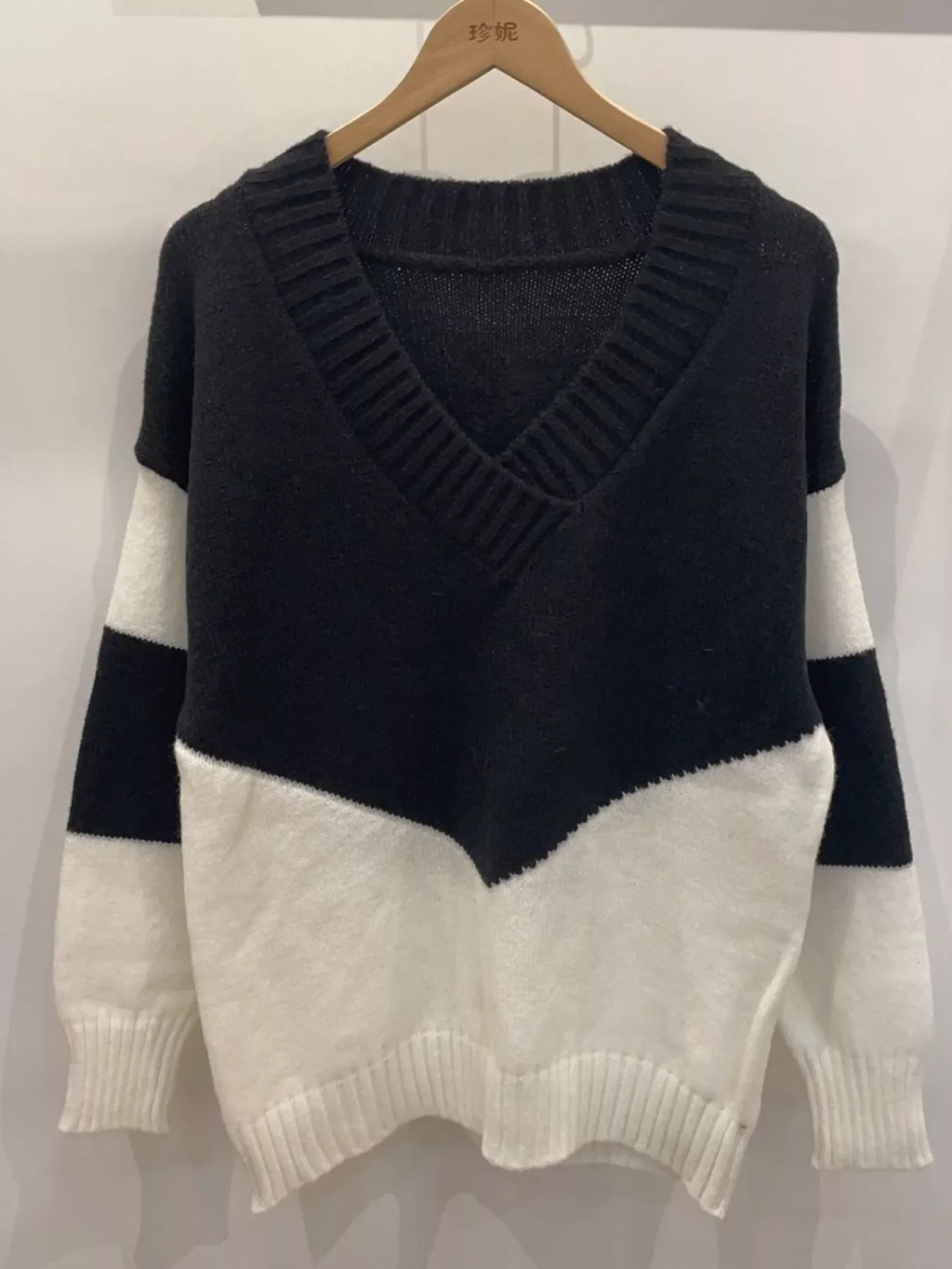 Color Block V-Neck Knit Sweater