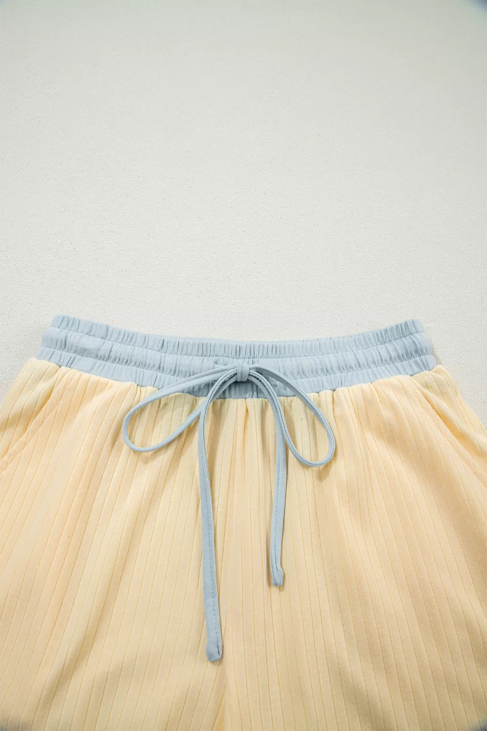 Soft Ribbed Color Block Trim Casual Short Set