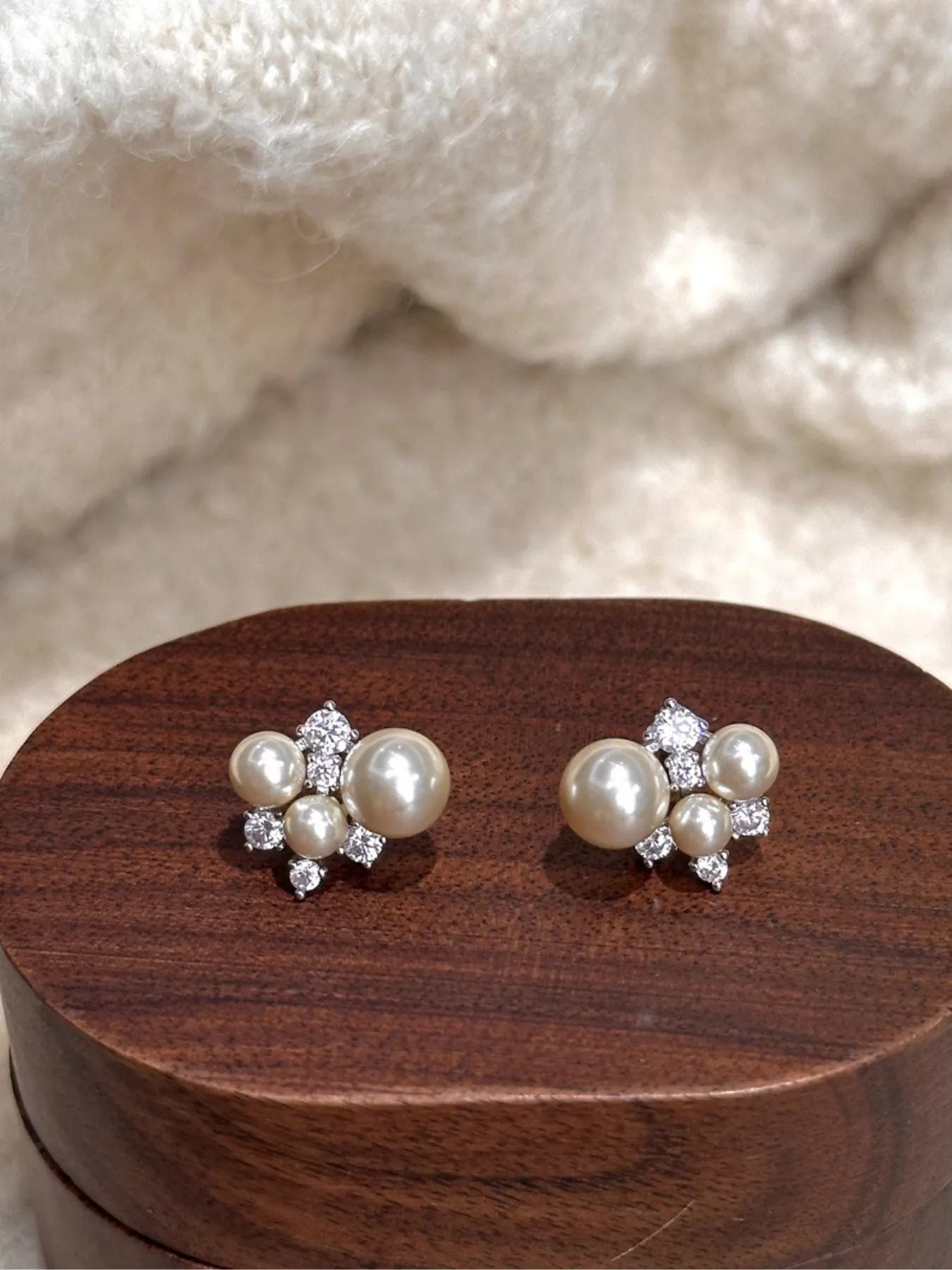 Pearl Cluster Stud Earrings