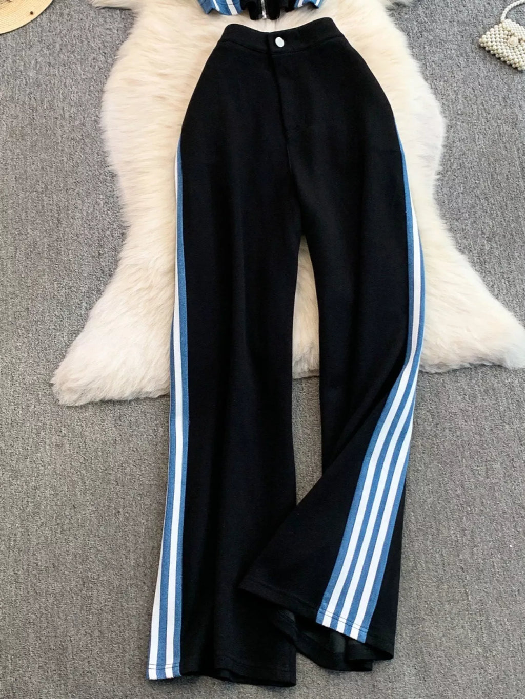 Zip Front Contrast Tank and Side Striped Pants Set