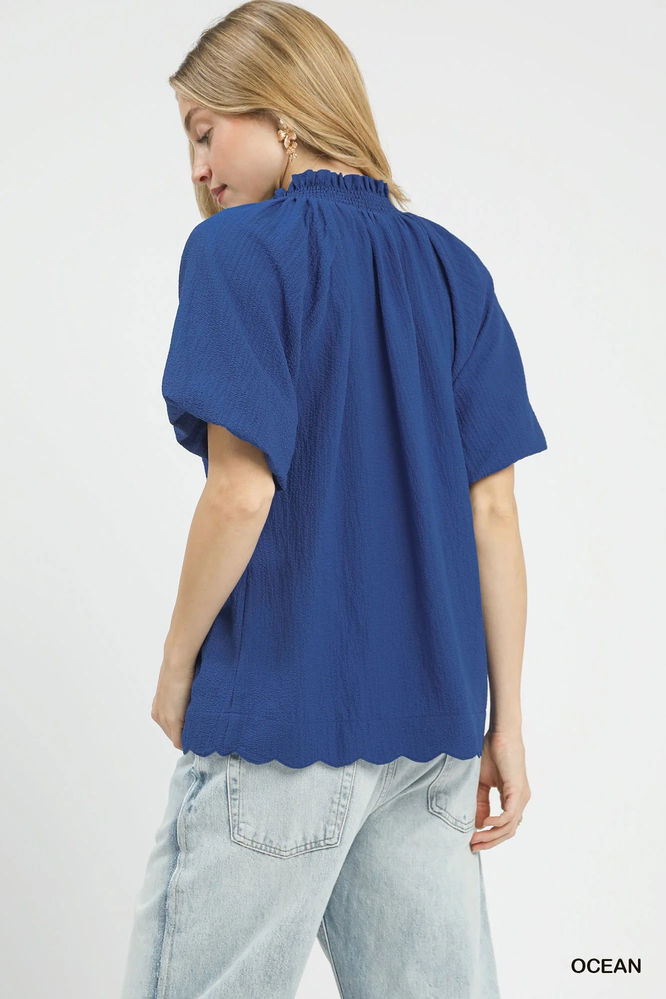 Scalloped Hem Textured Blouse