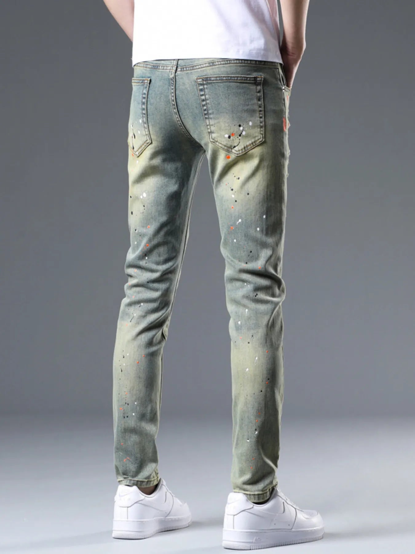 Men's Distressed Slim Fit Jeans