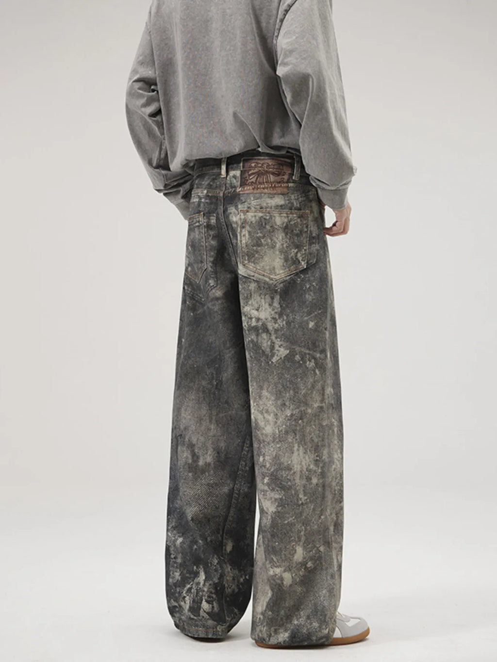 Men's Wide-Leg Jeans