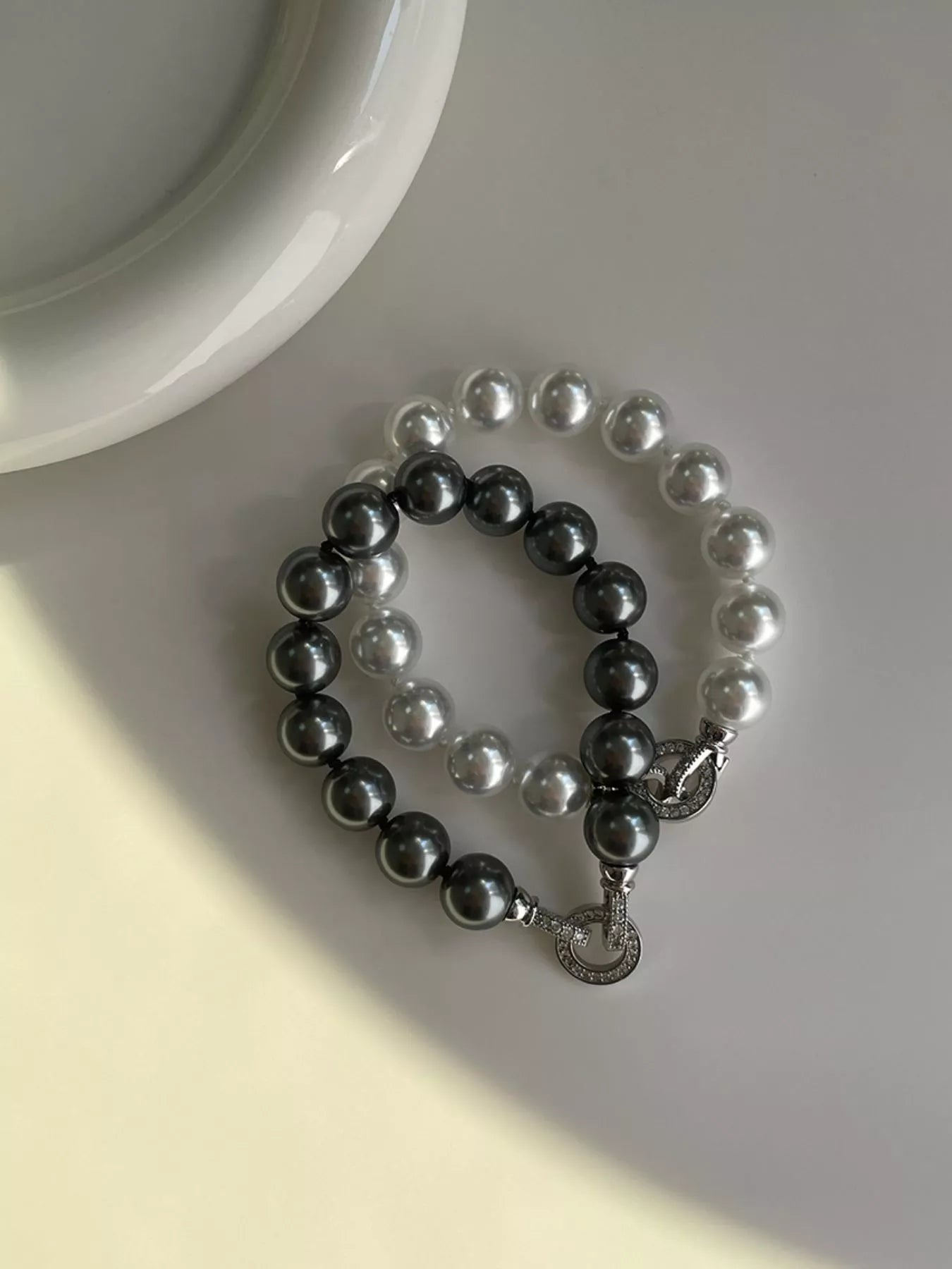 Pearl Beaded Bracelet with Clasp