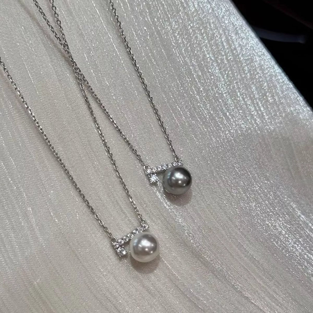 Pearl Pendant Necklace