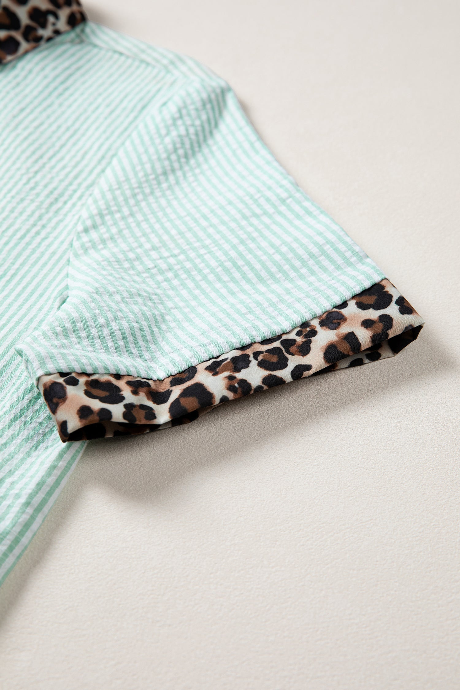 Stripe Leopard Contrast Collar Short Sleeve Shirt