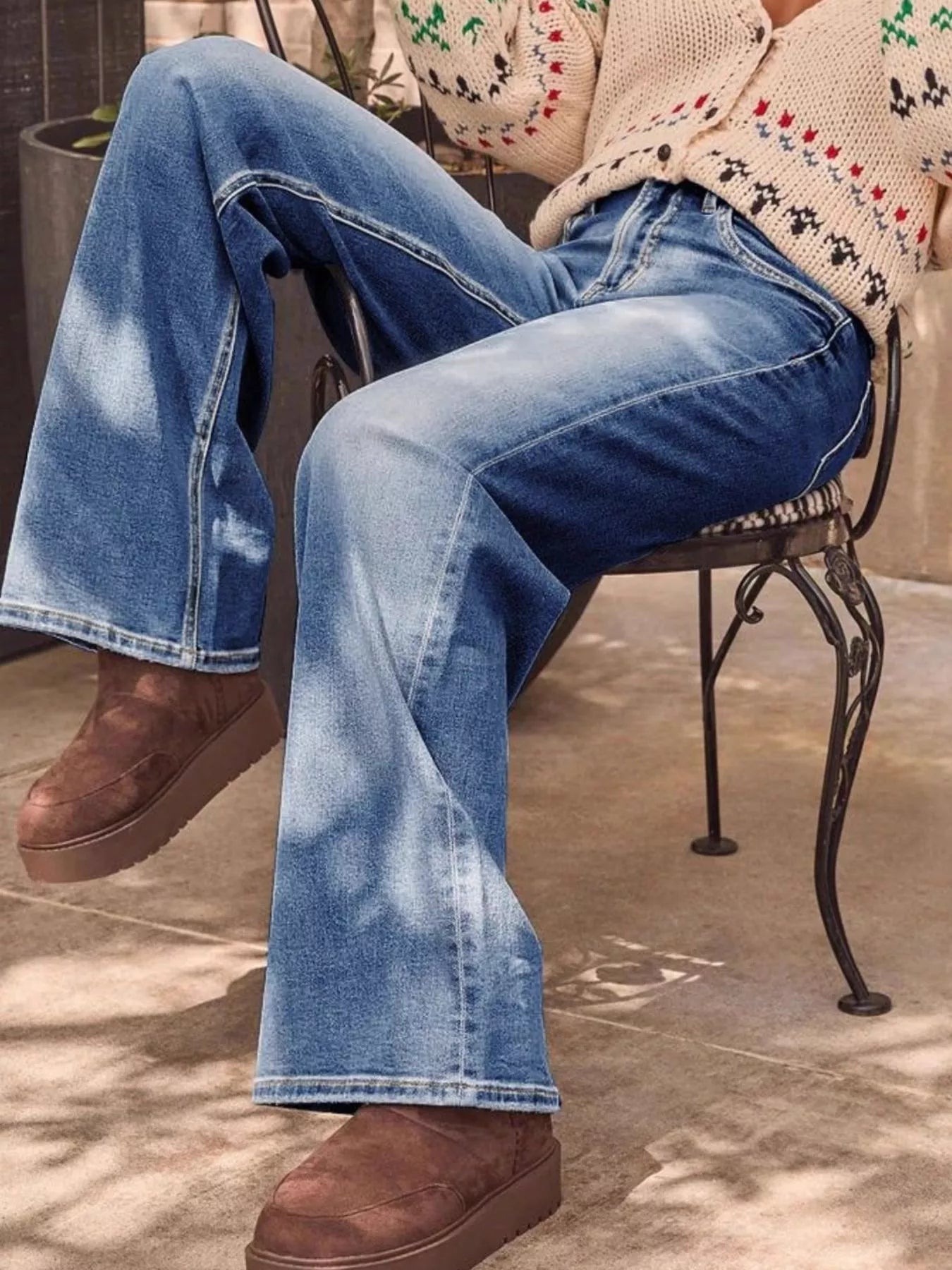 Washed Wide Leg Jeans
