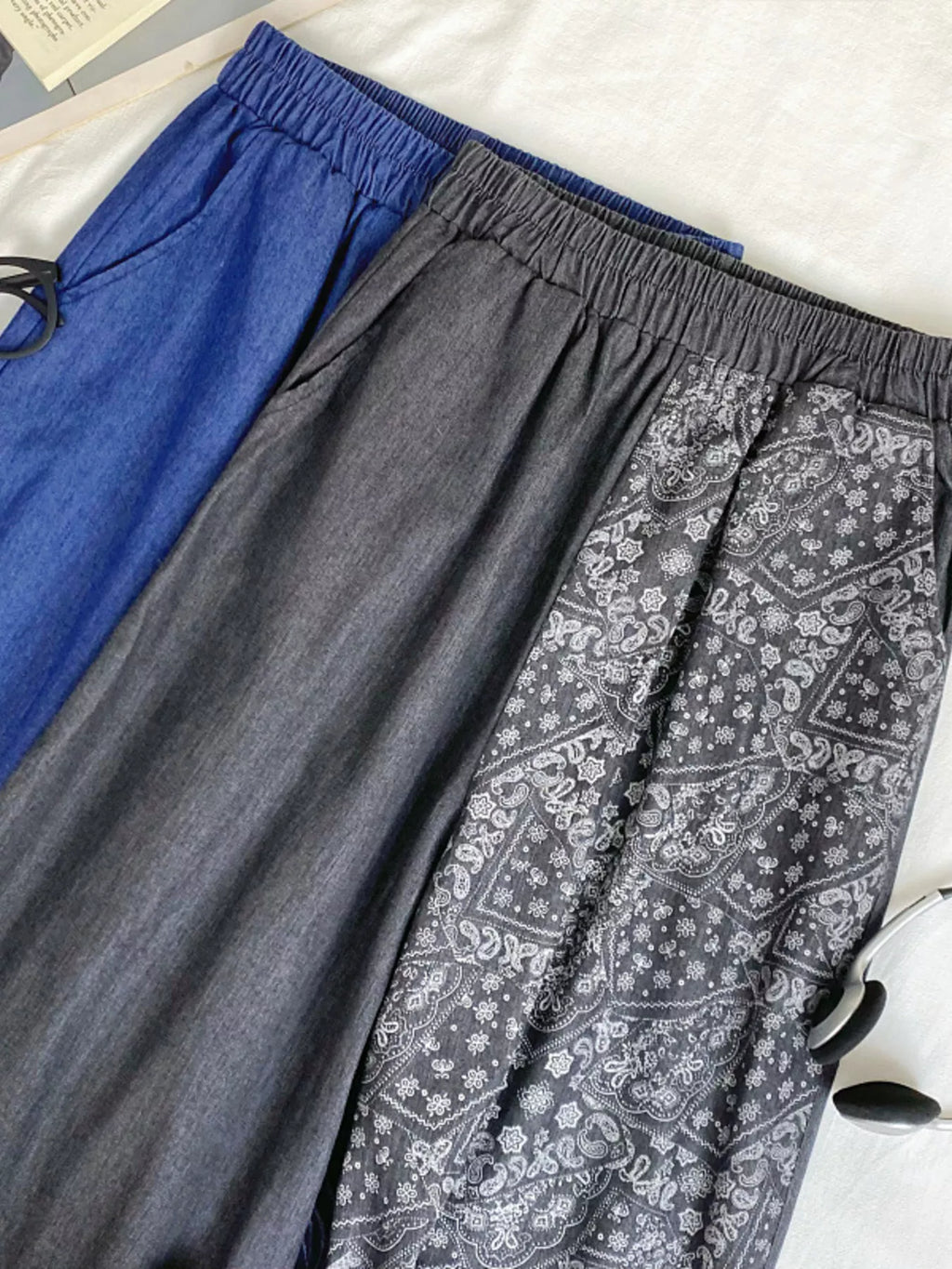 Elastic Waist Printed Jeans