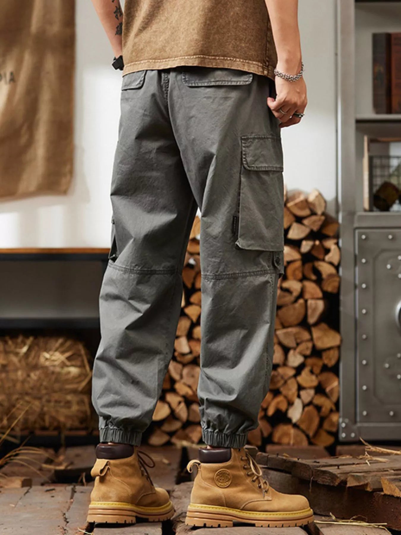 Men's Plus Size Relaxed Fit Multi-Pocket Cargo Pants