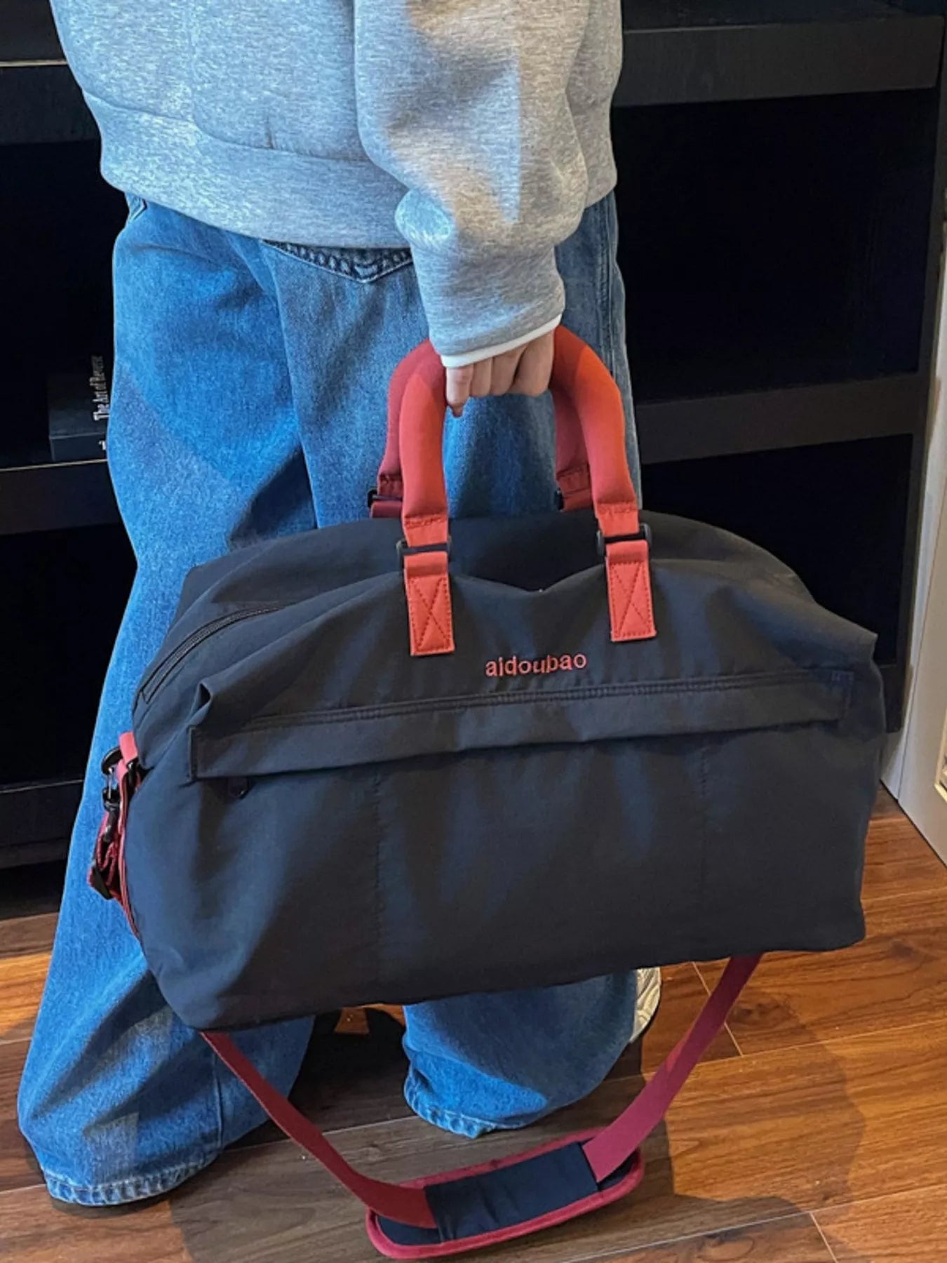 Large Capacity Lightweight Travel Bag