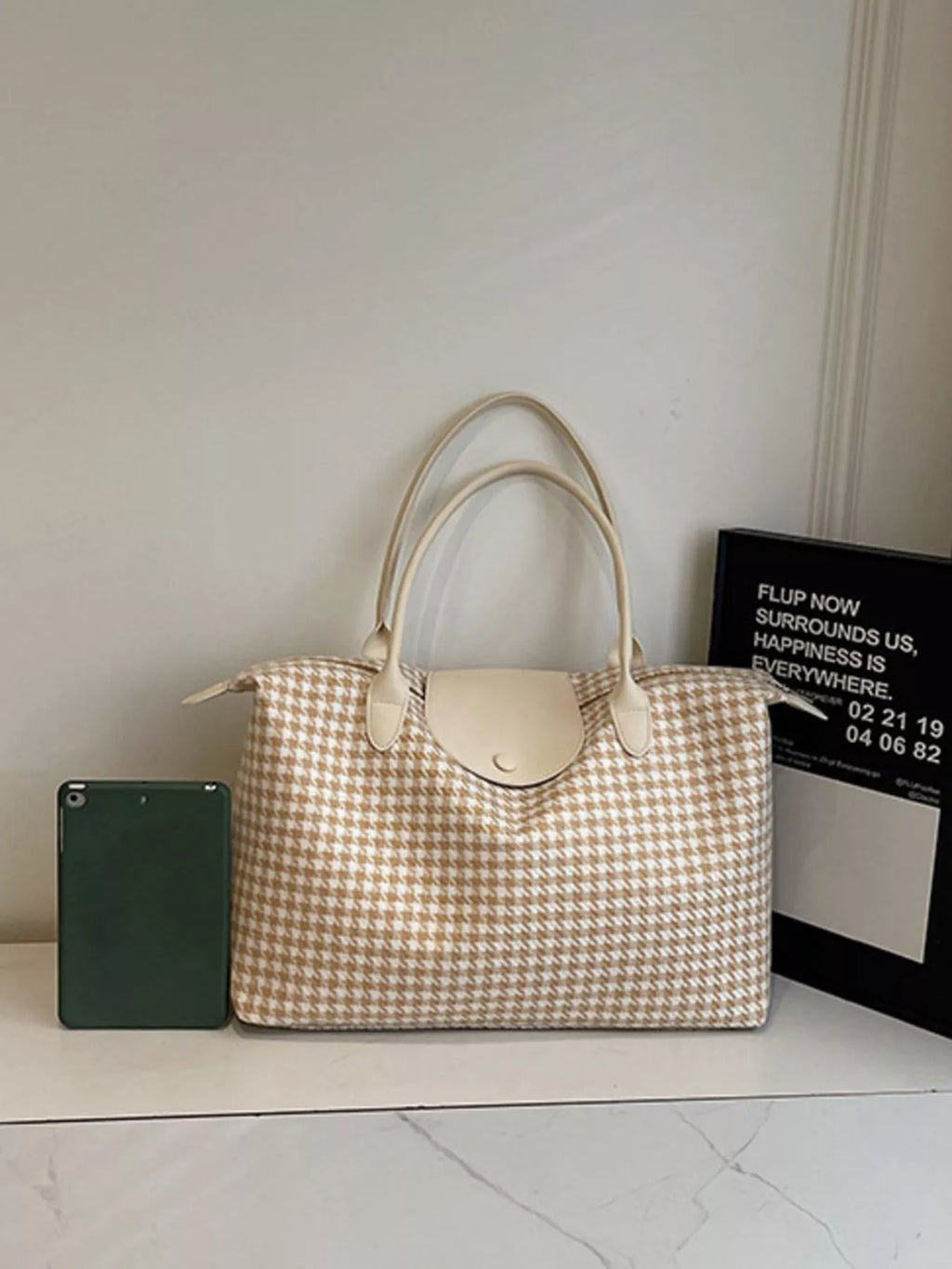 Plaid Pattern Travel Bag