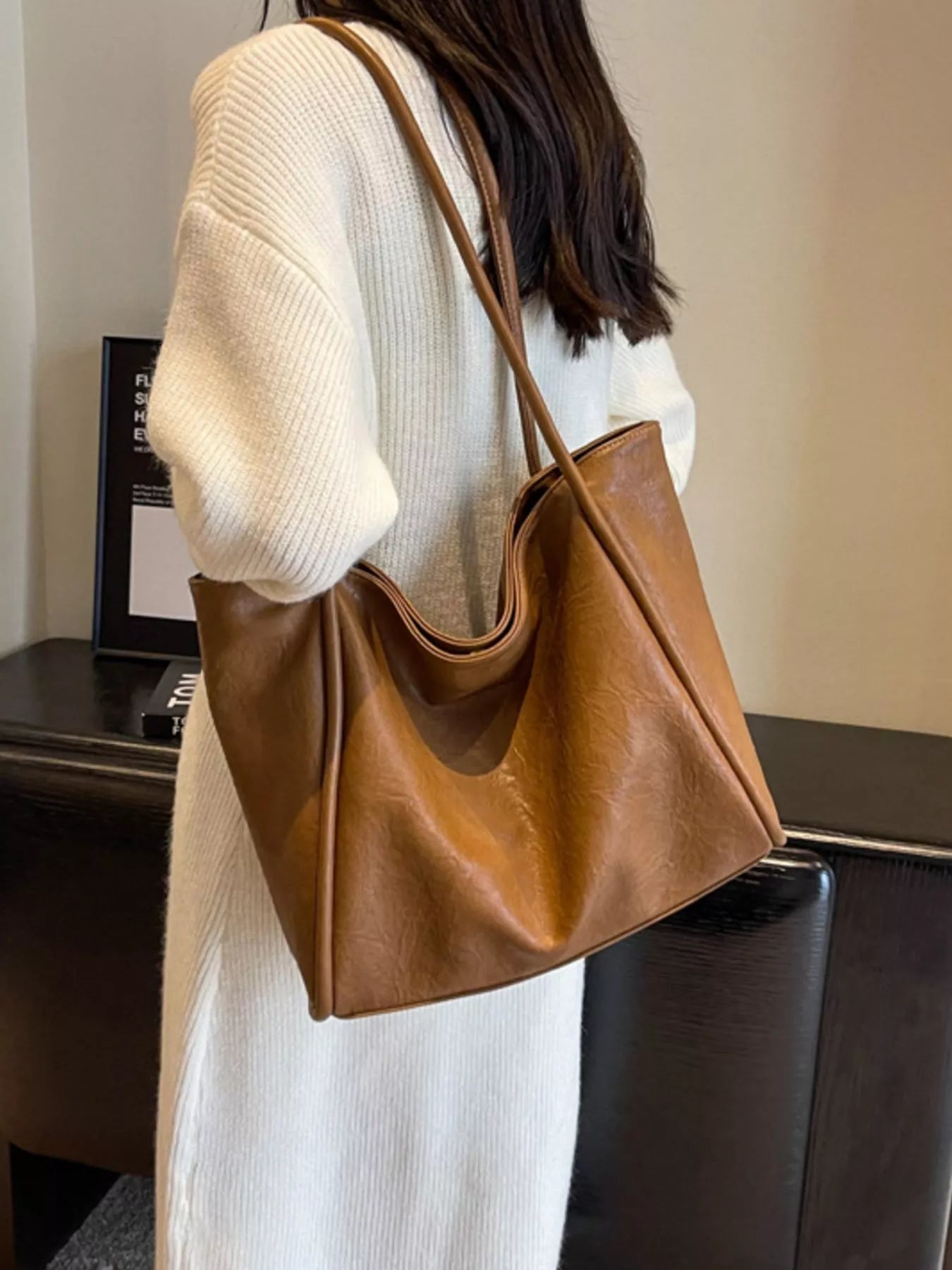 Vintage Style Large Capacity Shoulder Bag
