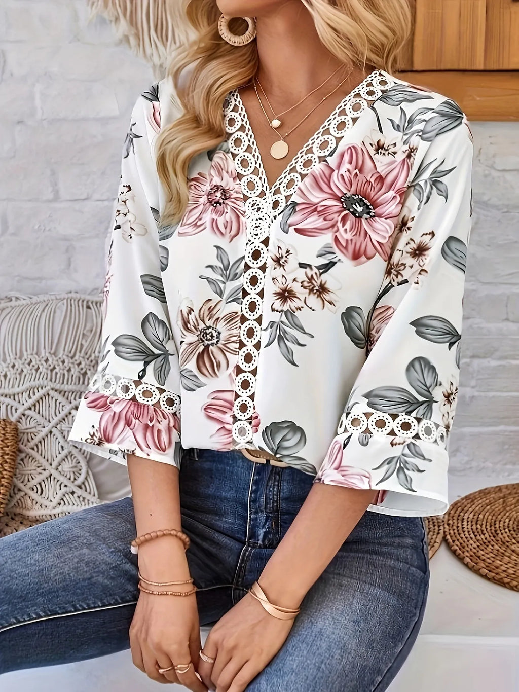 Floral Print V-Neck Blouse