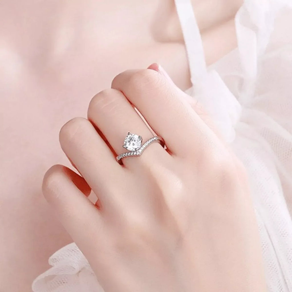 2 Carat Moissanite 925 Sterling Silver Ring