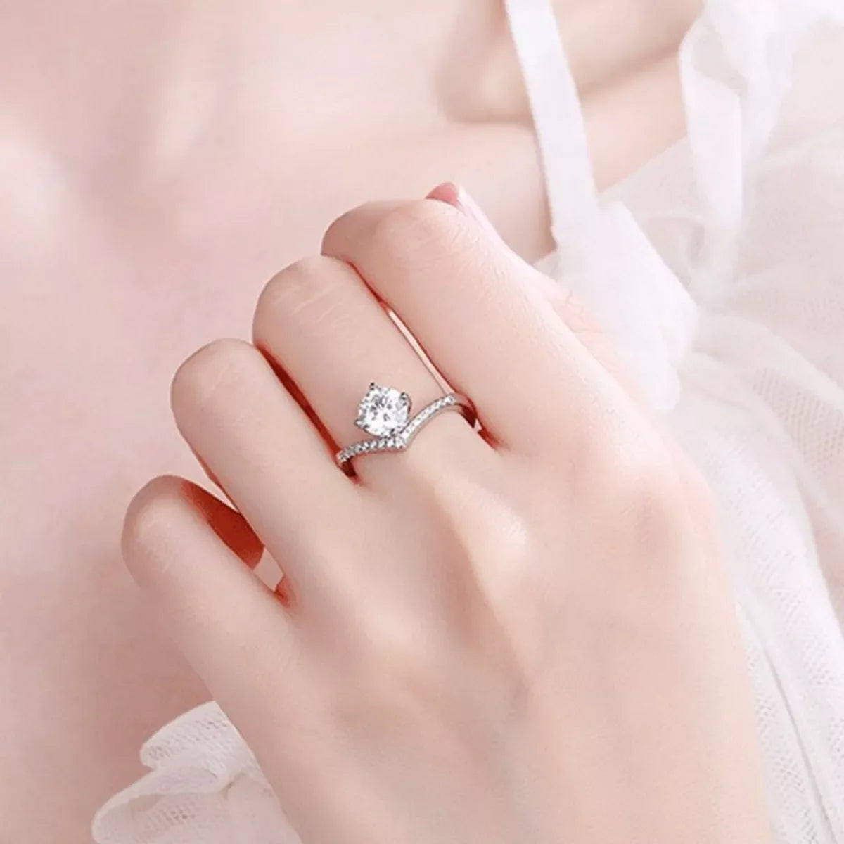 2 Carat Moissanite 925 Sterling Silver Ring