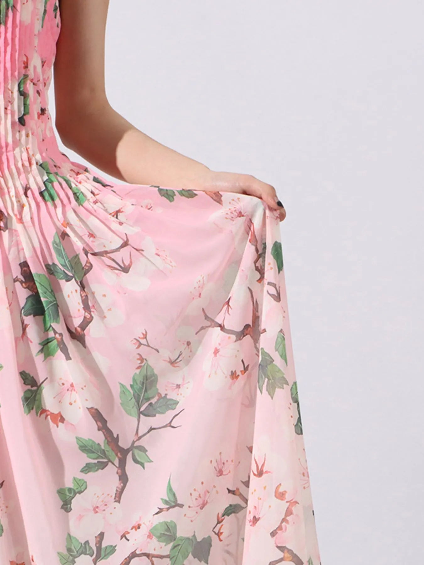 Floral Print Pleated Maxi Dress
