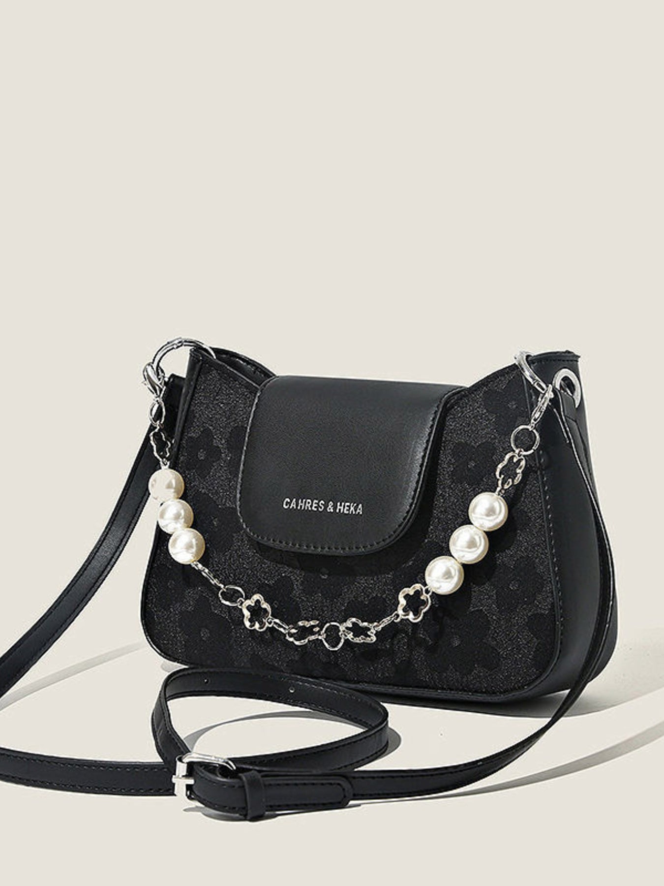 Pearl Chain Decor Shoulder Bag