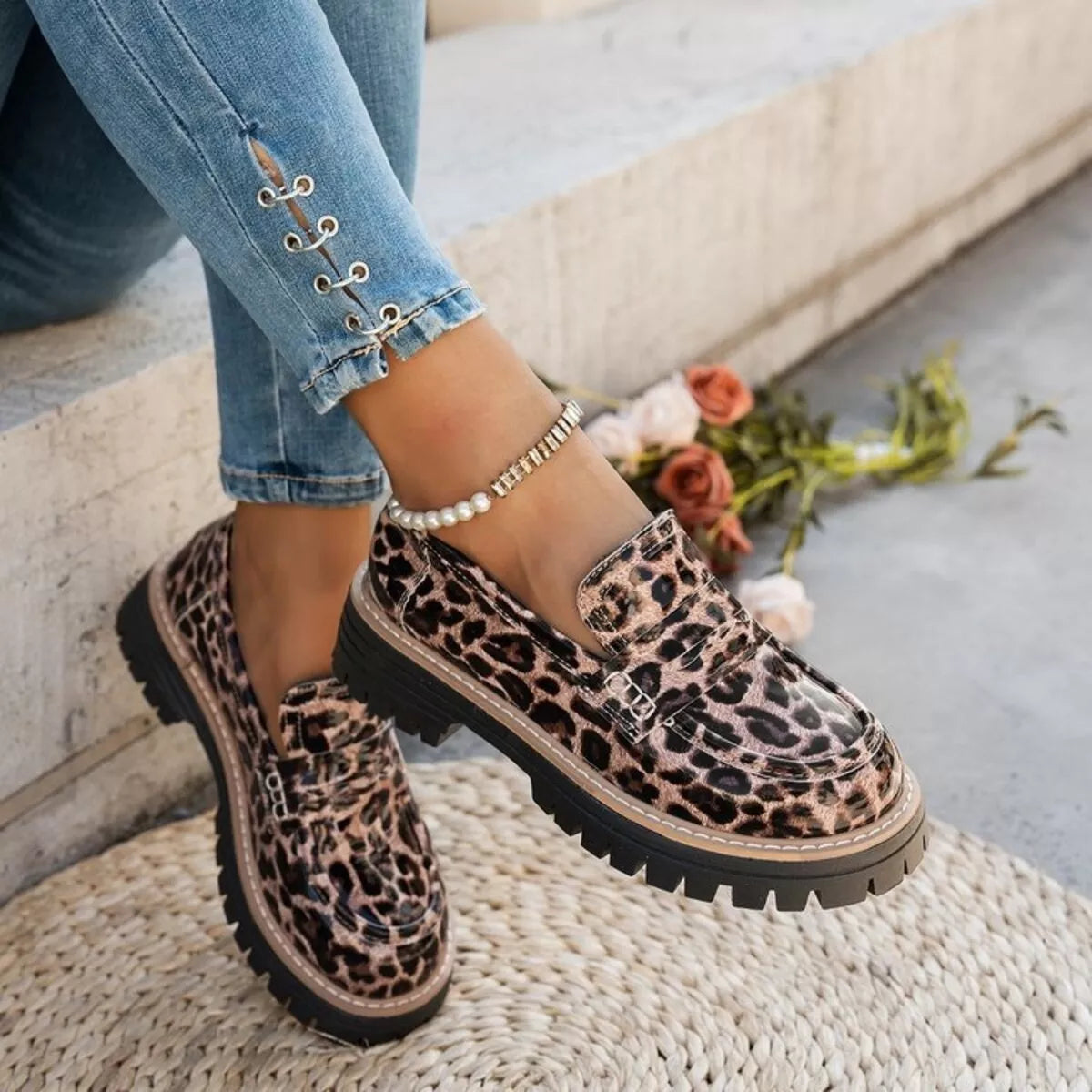 Round Toe Platform Loafers