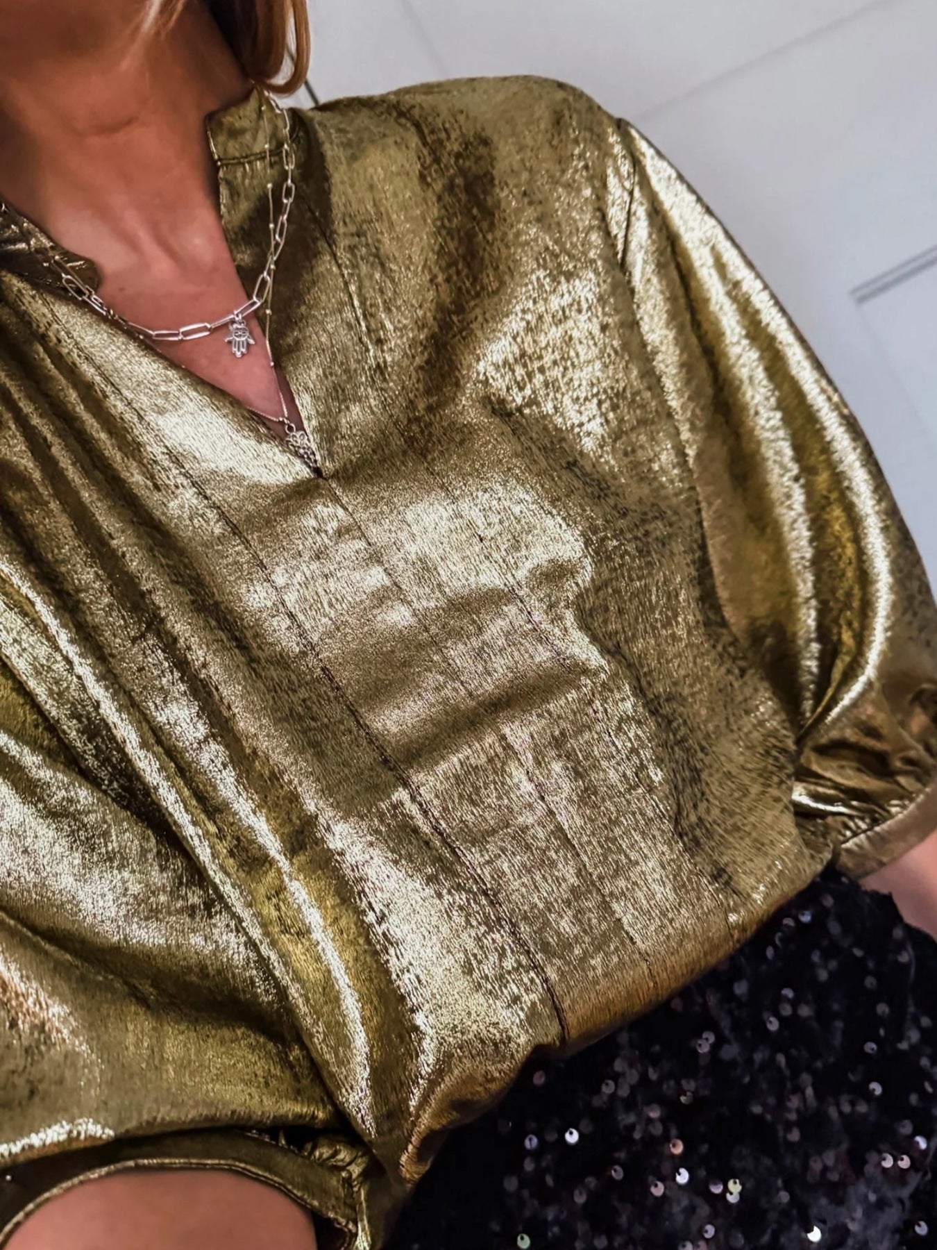 Notched 3/4 Sleeve Blouse